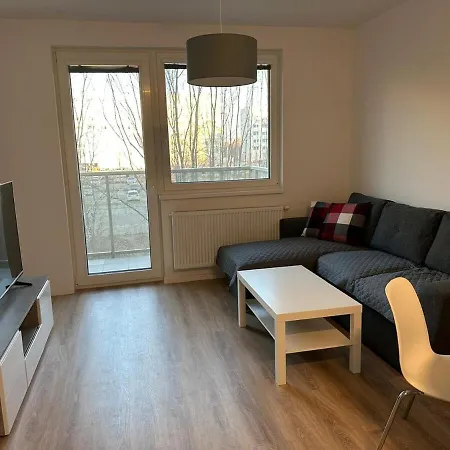 New Cozy Free Parking