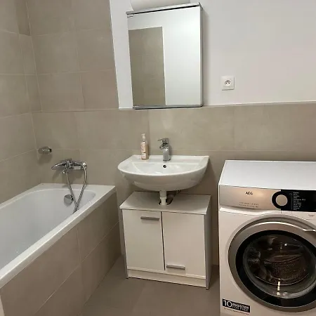 New Cozy Free Parking Apartmán